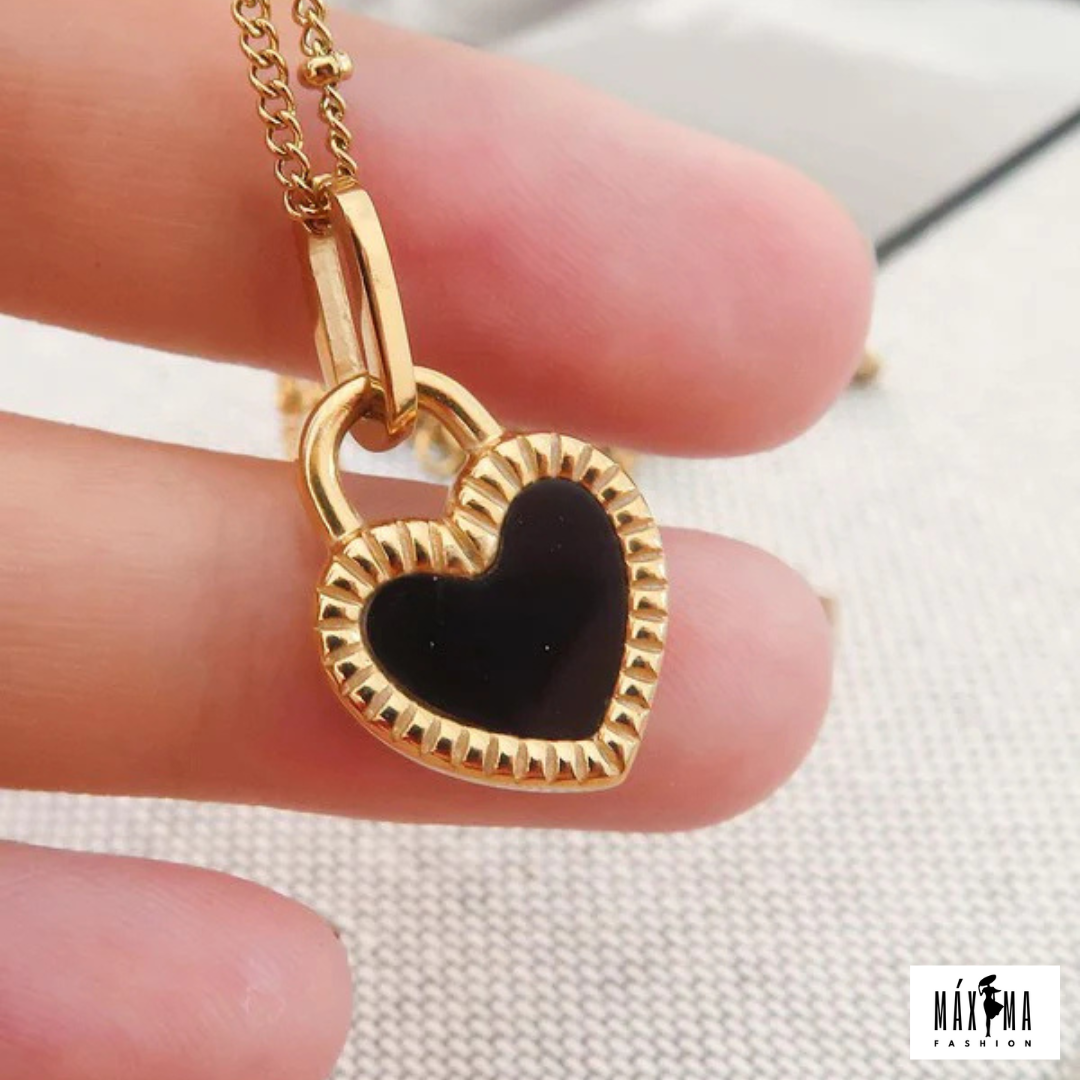 Colar Love