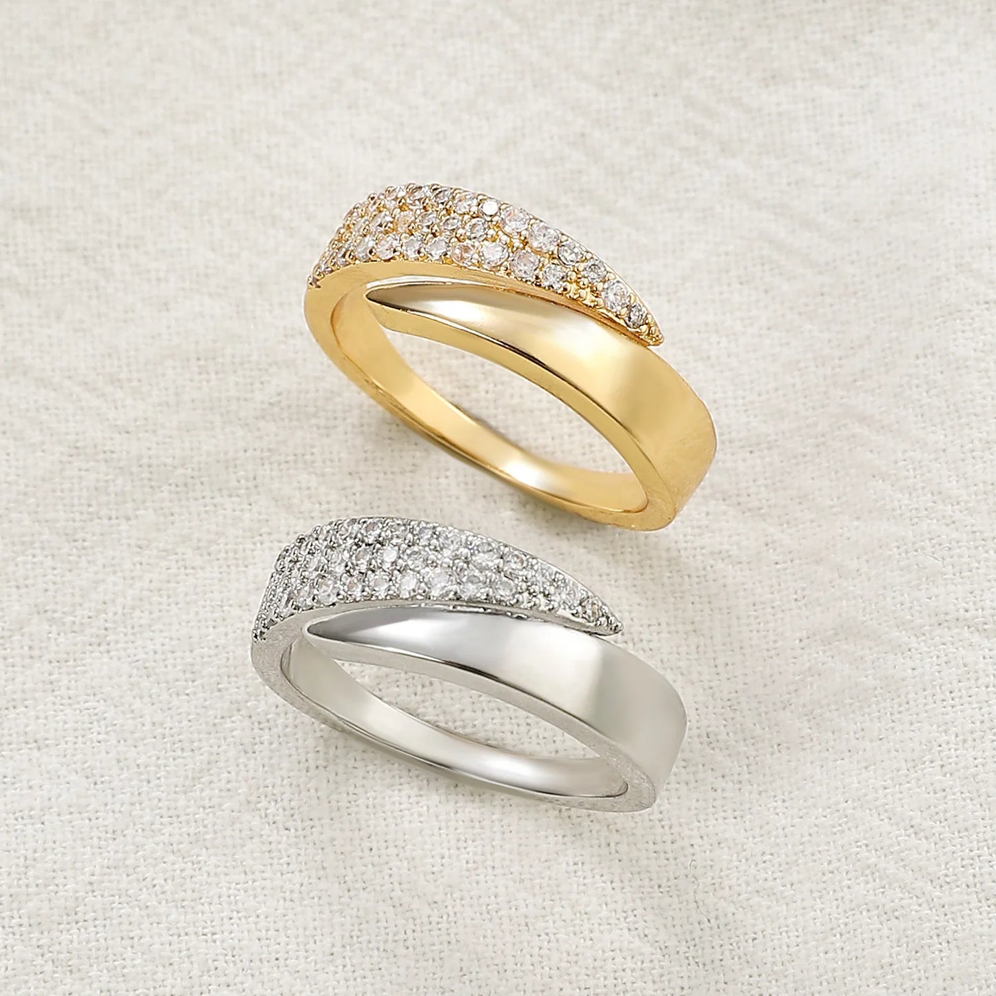 Anel Esplendor Banhado a Ouro 18K