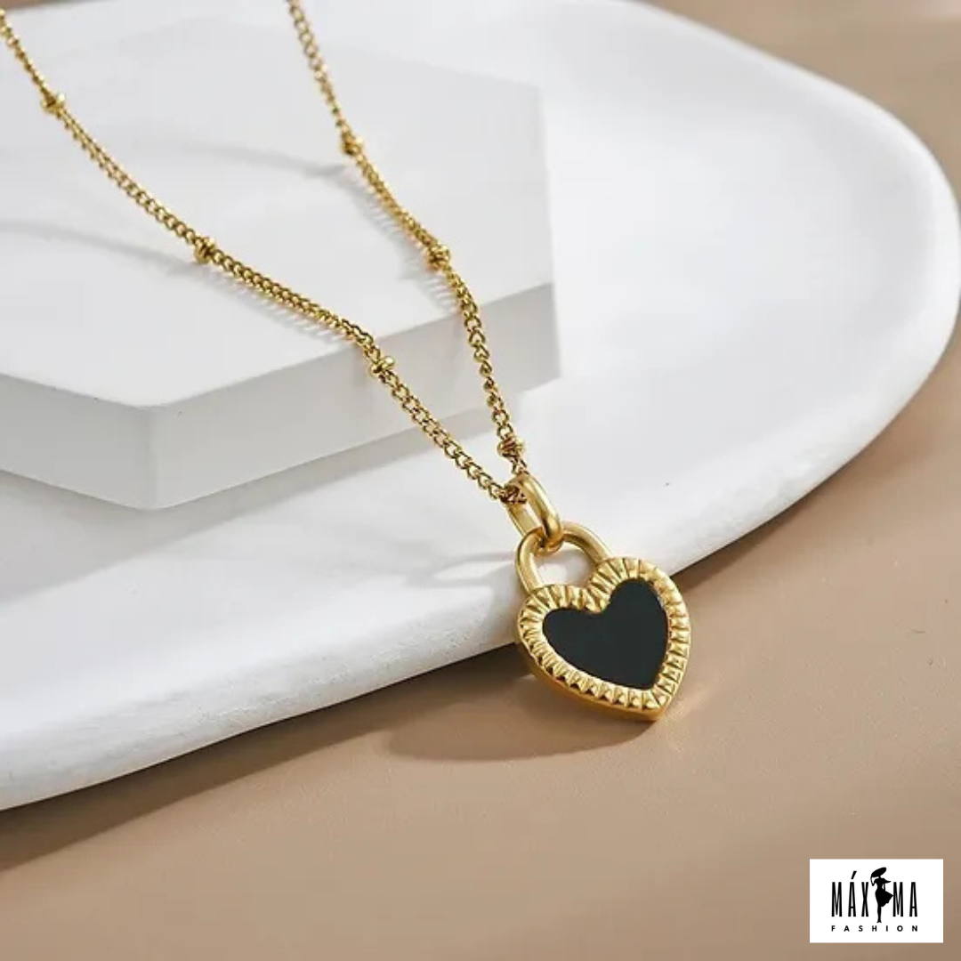 Colar Love