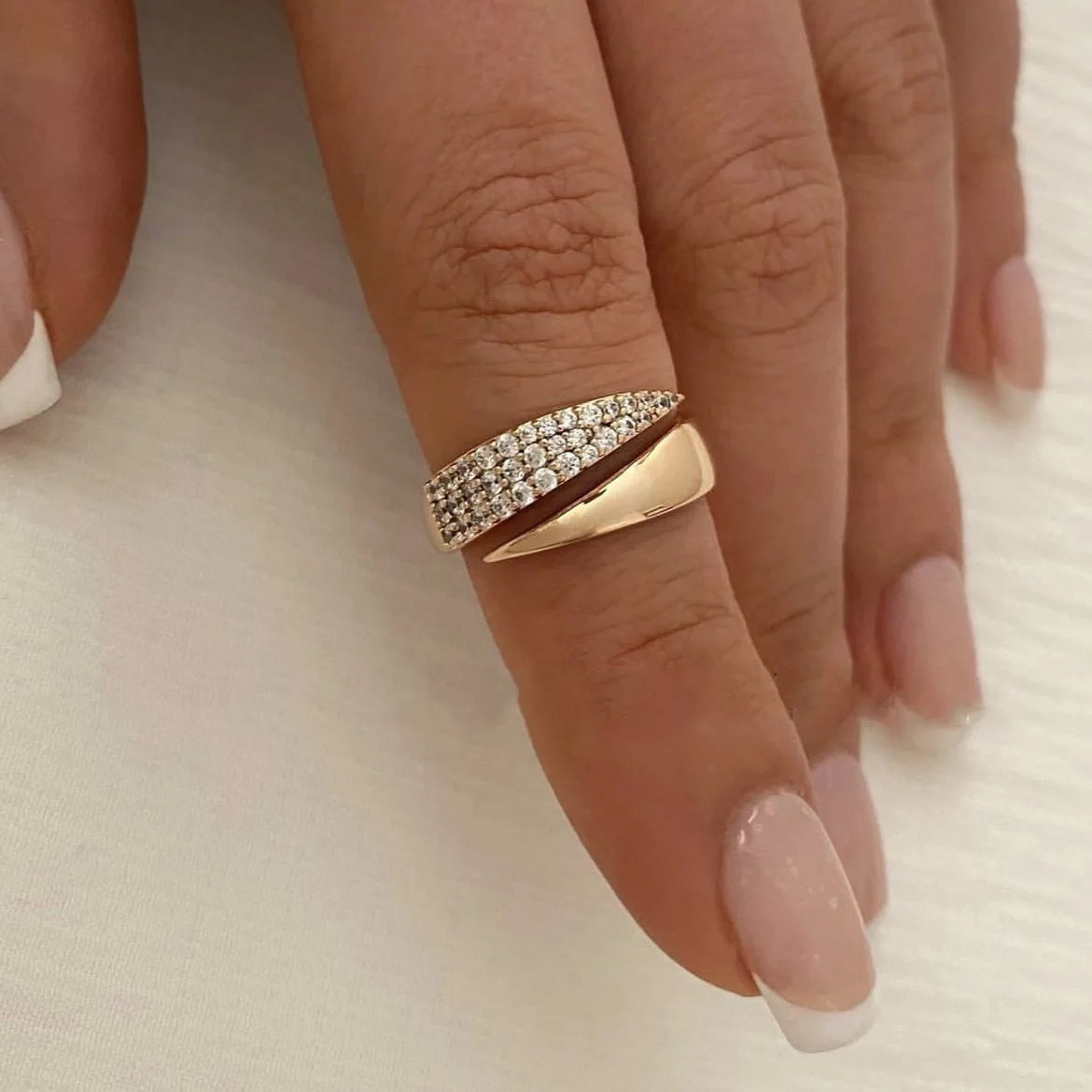 Anel Esplendor Banhado a Ouro 18K